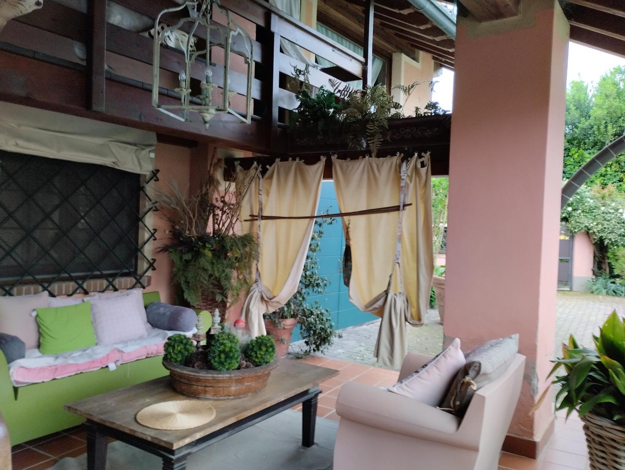 Il Cortiletto Bed & Breakfast Quartiano Ngoại thất bức ảnh